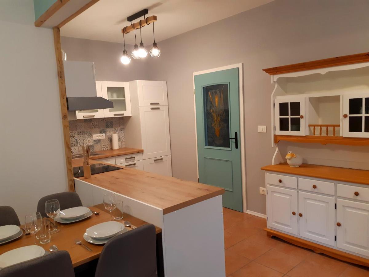 Socaland Apartmaji Eksteriør bilde